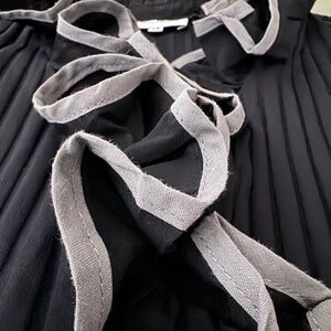 Ruffle Collar & Trim Top - Black - Size 46 (US L)